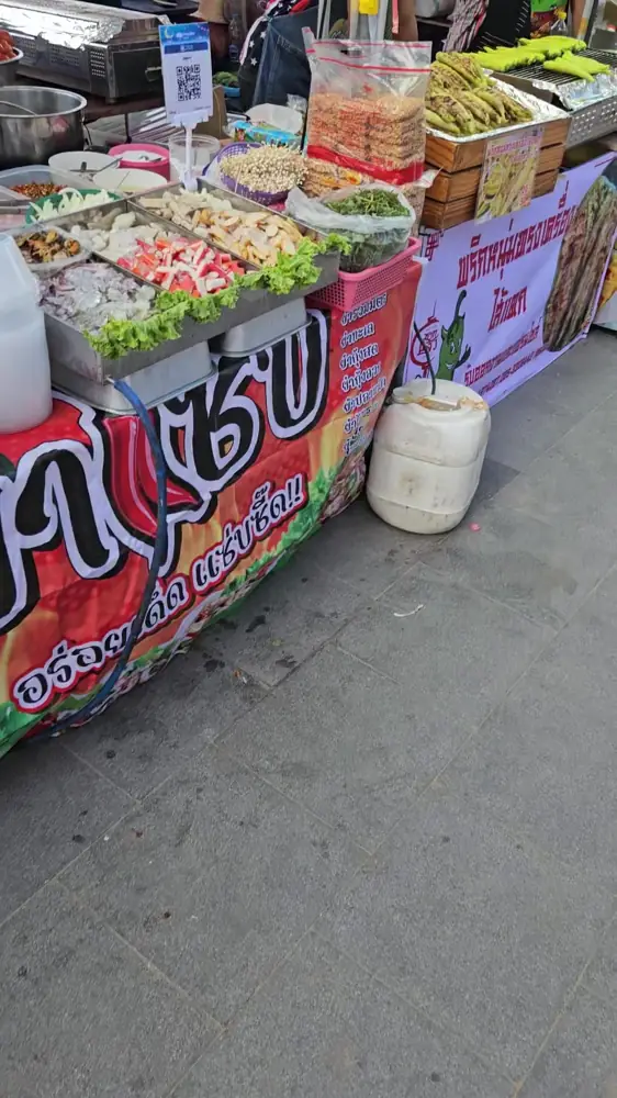 Food stall at the large market along Jomtien Beach, filmed during my Pattaya trip